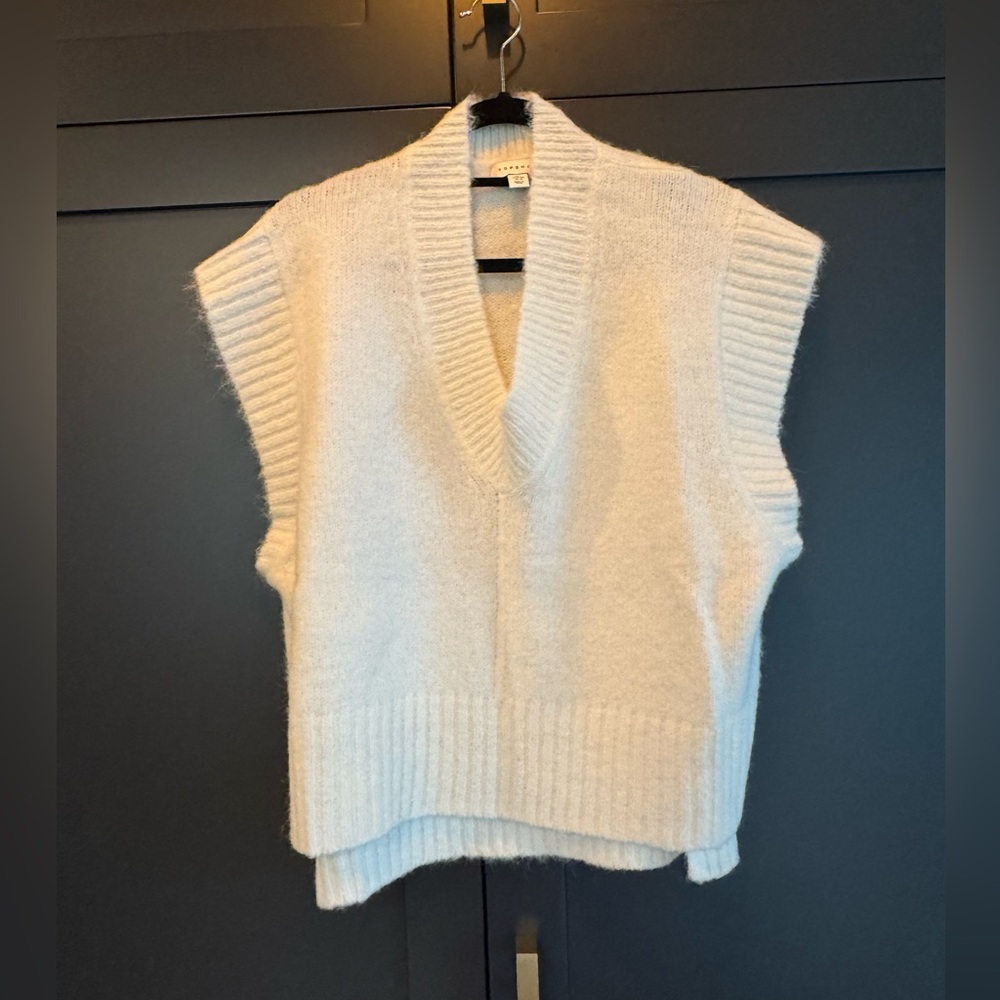 Topshop Cream V-Neck Sweater